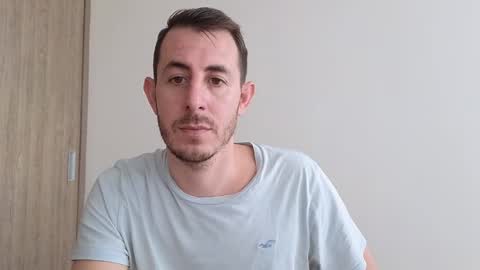 Snapshot of bigonehott chatting on 23, 10, 2025 online show from 23, 10, 2025