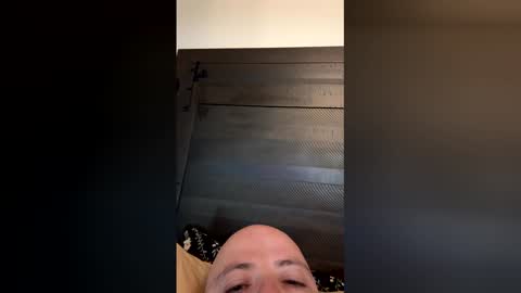 Snapshot of bigred2026 chatting on 5, 4, 2026 bigred2026 online show from 5, 4, 2026