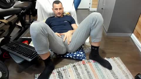 Snapshot of bigsshark chatting on 8, 1, 2025 bigsshark online show from 8, 1, 2025