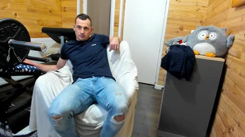 Snapshot of bigsshark chatting on 10, 1, 2025 bigsshark online show from 10, 1, 2025