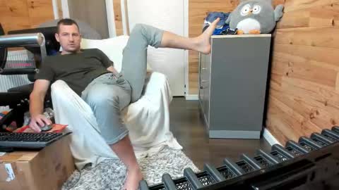 Snapshot of bigsshark chatting on 23, 11, 2025 bigsshark online show from 23, 11, 2025