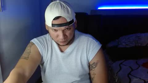 Snapshot of bigthick_blackcock chatting on 8, 4, 2026 MANUEL online show from 8, 4, 2026