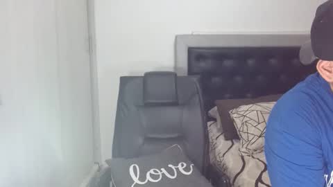 Snapshot of bigthick_blackcock chatting on 21, 4, 2026 MANUEL online show from 21, 4, 2026