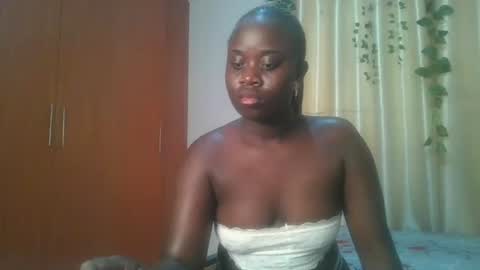 Snapshot of bigtits_baddie chatting on 24, 11, 2025 bigtits_baddie online show from 24, 11, 2025