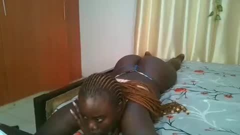 Snapshot of bigtits_baddie chatting on 26, 11, 2025 bigtits_baddie online show from 26, 11, 2025