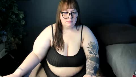 Snapshot of bigtittybbw chatting on 8, 3, 2026 bigtittybbw online show from 8, 3, 2026