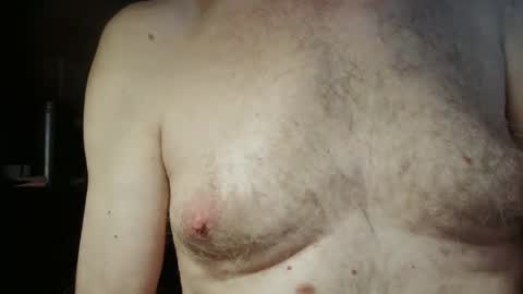 Snapshot of bigukphallus chatting on 19, 5, 2026 bigukphallus online show from 19, 5, 2026