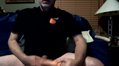 Snapshot of biguylovessuckingcock chatting on 21, 1, 2025 biguylovessuckingcock online show from 21, 1, 2025