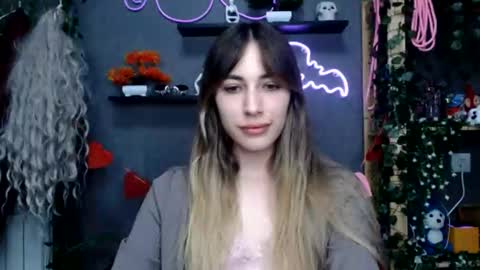 Snapshot of binalina chatting on 18, 10, 2025 binalina online show from 18, 10, 2025
