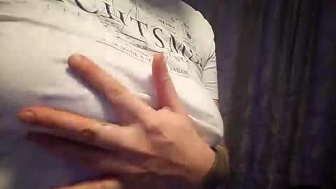 bitzzbizuu online show from 13, 1, 2026