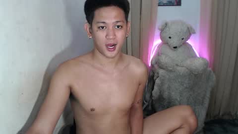 Snapshot of bj_alex31 chatting on 16, 10, 2025 alex online show from 16, 10, 2025