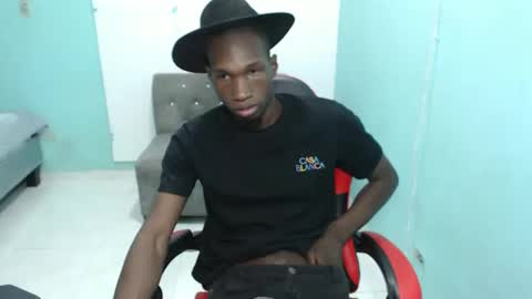 Snapshot of black30cmdick chatting on 23, 11, 2025 maquina online show from 23, 11, 2025