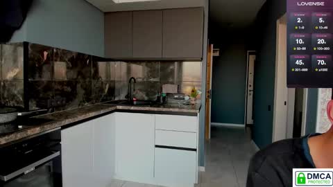 Mia and Rick online show from 31, 10, 2025