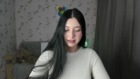 Snapshot of black_berry_bla_ck chatting on 3, 10, 2025 black_berry_bla_ck online show from 3, 10, 2025