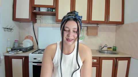 Snapshot of black_berry_bla_ck chatting on 11, 11, 2025 black_berry_bla_ck online show from 11, 11, 2025