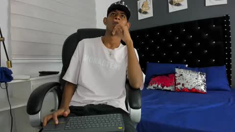 boy online show from 16, 2, 2025