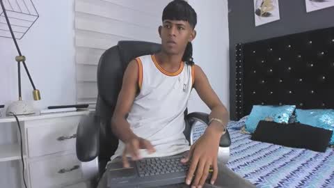 boy online show from 9, 3, 2025