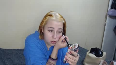 Black CatLove online show from 17, 12, 2025