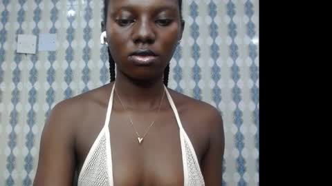 Snapshot of black_choco13 chatting on 14, 11, 2025 mercy online show from 14, 11, 2025