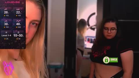 Sasha and Bella online show from 12, 1, 2026