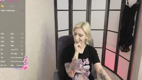 Emily online show from 27, 4, 2026