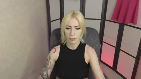 Snapshot of black_orchides chatting on 7, 7, 2026 Emily online show from 7, 7, 2026