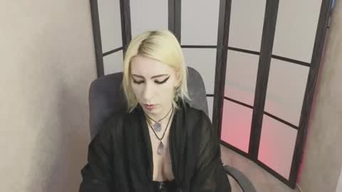 Snapshot of black_orchides chatting on 25, 7, 2026 Emily online show from 25, 7, 2026