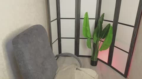 Snapshot of black_orchides chatting on 28, 7, 2026 Emily online show from 28, 7, 2026