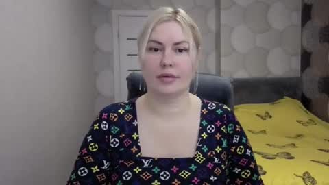 Snapshot of blackeyes11 chatting on 29, 11, 2025 blackeyes11 online show from 29, 11, 2025