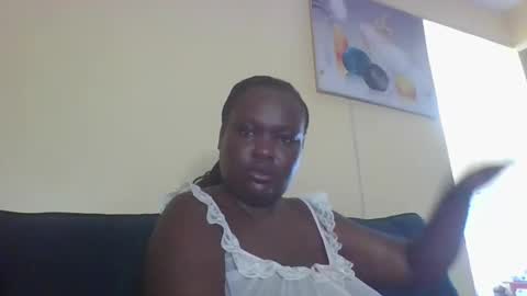 Snapshot of blackfairy2021 chatting on 27, 10, 2025 blackfairy2021 online show from 27, 10, 2025