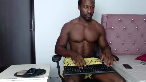 Twtter 1MikeBeckford            Onlyfns beckfordmike online show from 5, 3, 2025