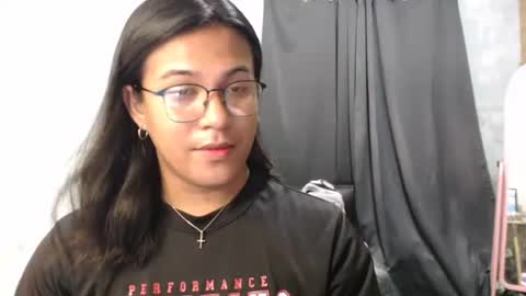 Snapshot of blackpinayts chatting on 23, 10, 2025 Ellez online show from 23, 10, 2025