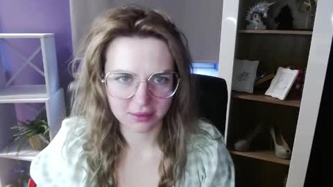 Z O E Y online show from 27, 3, 2026