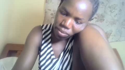 Snapshot of blacksexygal chatting on 15, 2, 2025 SARAH online show from 15, 2, 2025