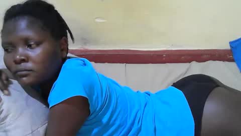 blackslim_girl2 online show from 14, 10, 2025