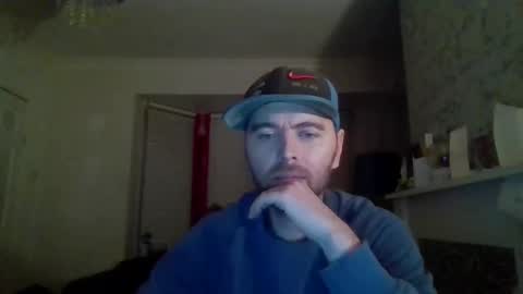 Snapshot of blackvswhite2022 chatting on 4, 1, 2025 blackvswhite2022 online show from 4, 1, 2025