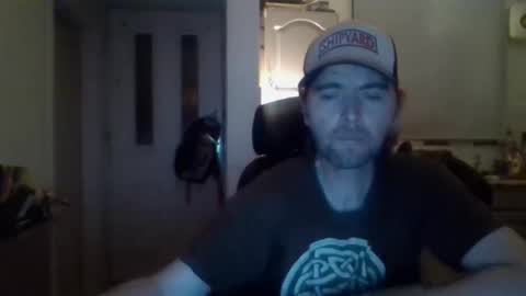 Snapshot of blackvswhite2022 chatting on 15, 10, 2025 blackvswhite2022 online show from 15, 10, 2025