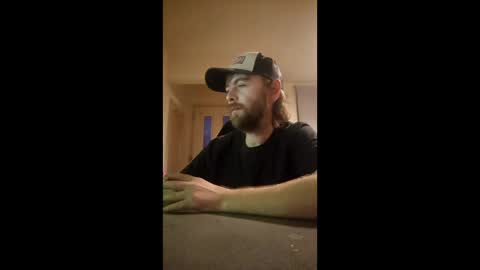 Snapshot of blackvswhite2022 chatting on 14, 12, 2025 blackvswhite2022 online show from 14, 12, 2025