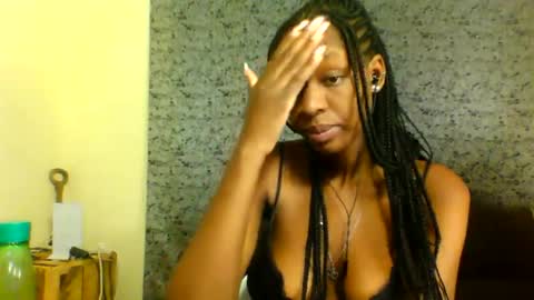 Snapshot of blacky_winndy chatting on 9, 9, 2025 blacky_winndy online show from 9, 9, 2025