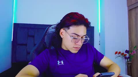 blade_sensual online show from 17, 10, 2025