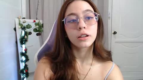 Snapshot of blairvicent chatting on 28, 11, 2025 online show from 28, 11, 2025