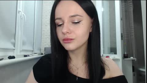 Snapshot of blairyates chatting on 16, 10, 2025 BlairYates online show from 16, 10, 2025