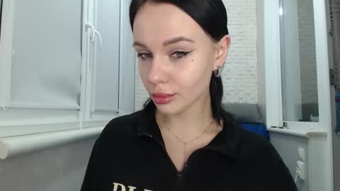 Snapshot of blairyates chatting on 13, 11, 2025 BlairYates online show from 13, 11, 2025