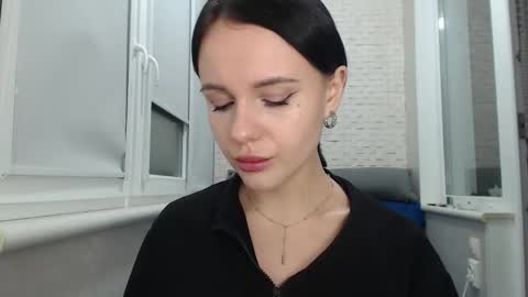 Snapshot of blairyates chatting on 13, 11, 2025 BlairYates online show from 13, 11, 2025