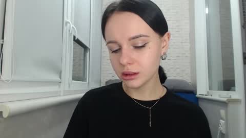 Snapshot of blairyates chatting on 16, 11, 2025 BlairYates online show from 16, 11, 2025