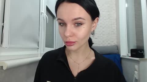 Snapshot of blairyates chatting on 24, 11, 2025 BlairYates online show from 24, 11, 2025