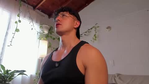 Blake Levi  Independent Model online show from 16, 5, 2026