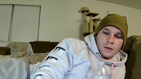 Snapshot of blakeandskylar chatting on 2, 12, 2024 BlakeAndSkylar online show from 2, 12, 2024