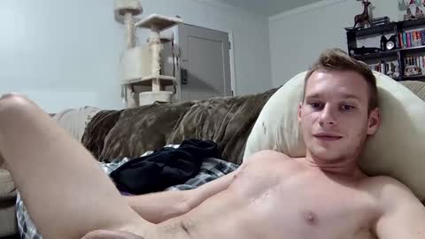 Snapshot of blakeandskylar chatting on 17, 12, 2024 BlakeAndSkylar online show from 17, 12, 2024