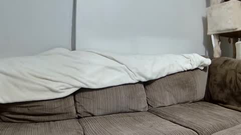 Snapshot of blakeandskylar chatting on 5, 1, 2025 BlakeAndSkylar online show from 5, 1, 2025